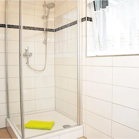 Ferienwohnung In Sassnitz Esterno foto