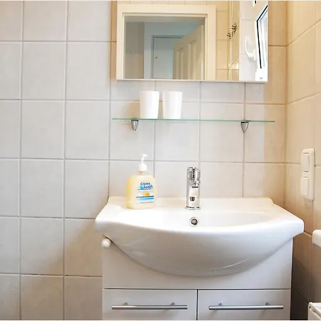 Ferienwohnung In Sassnitz Esterno foto